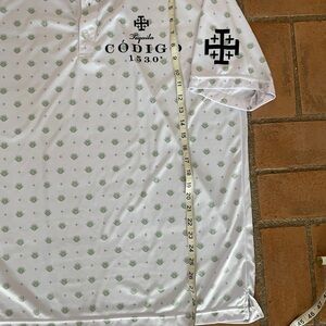 Codigo tequila branded men’s dry fit golf shirt. No brand XL.